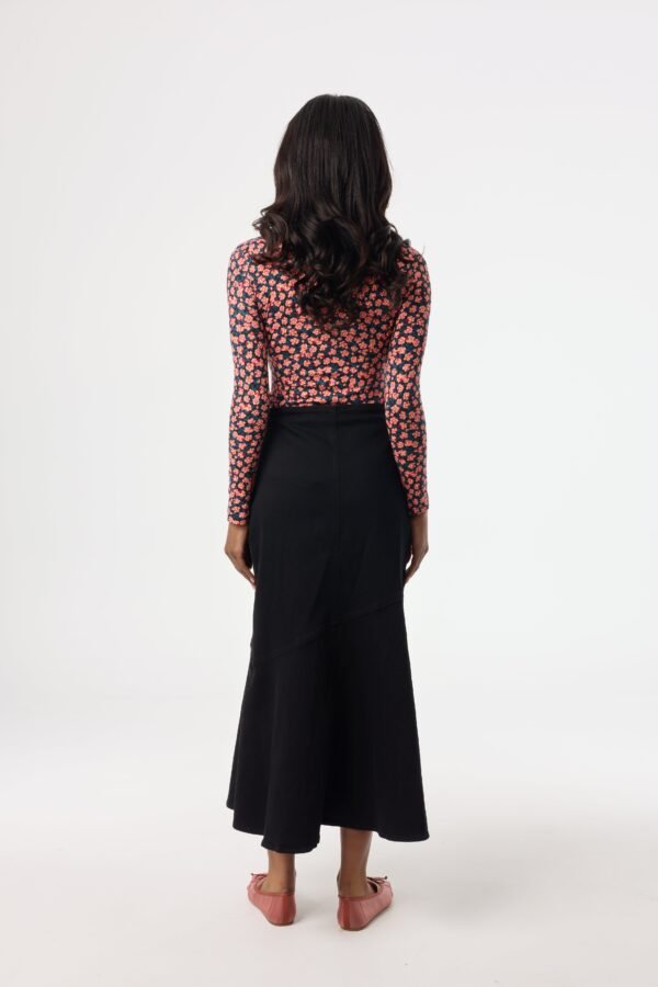 Black Asymmetrical Hem Denim Skirt - Image 3