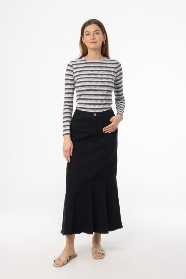 Black Fringe Tiered Denim Skirt - Image 4