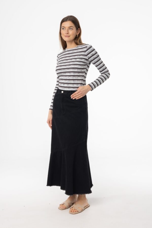 Black Fringe Tiered Denim Skirt - Image 2