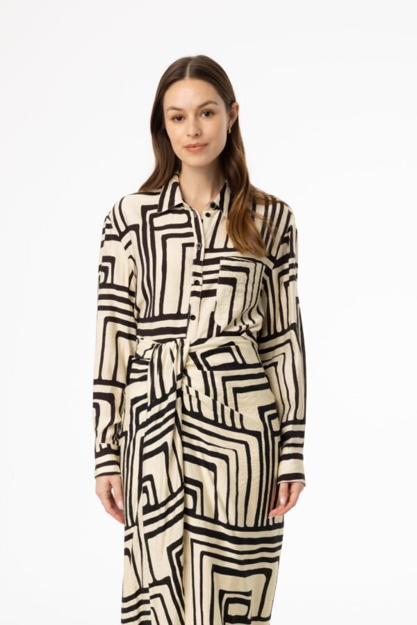 Black Geometric Blouse - Image 4